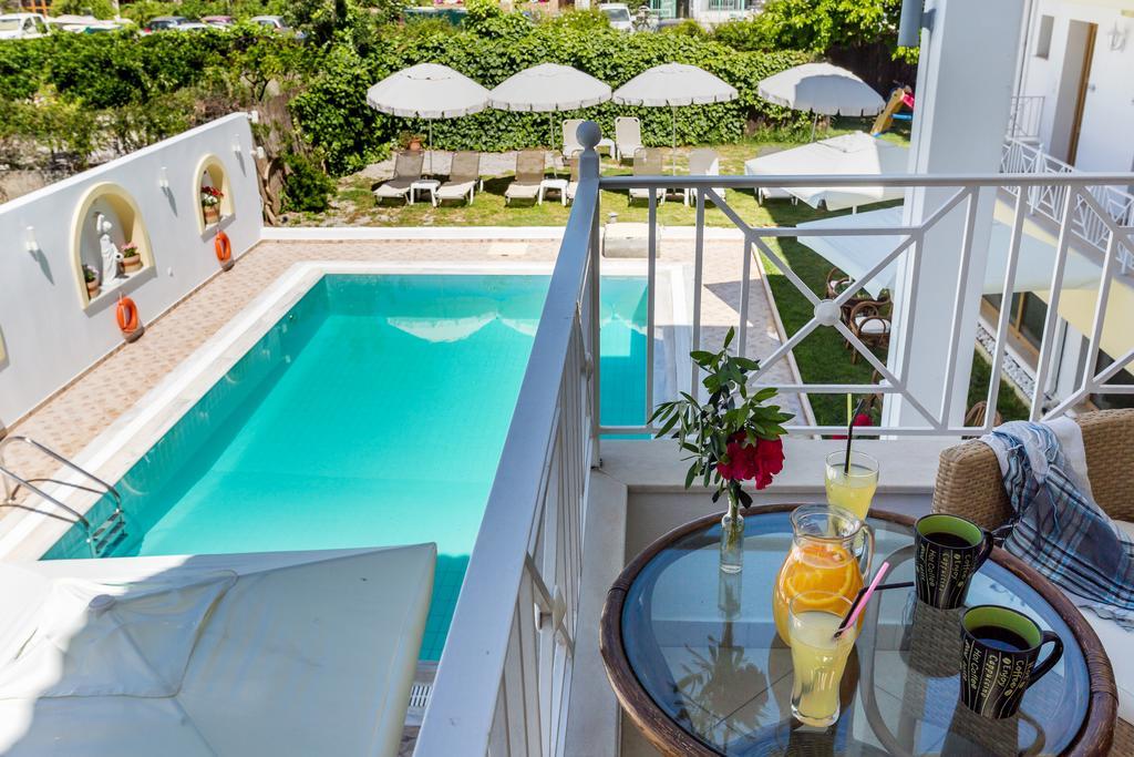 Ritsa Studios Skiathos Town Ngoại thất bức ảnh
