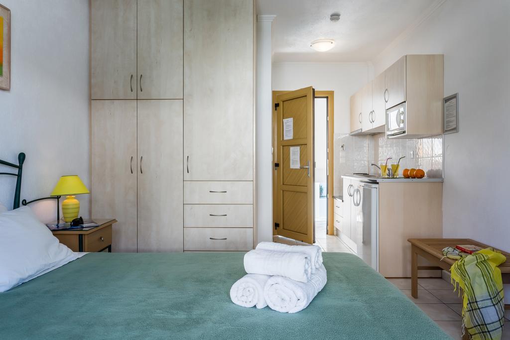 Ritsa Studios Skiathos Town Ngoại thất bức ảnh